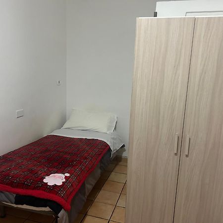 Le Suite Di Ginevra Наполи Екстериор снимка